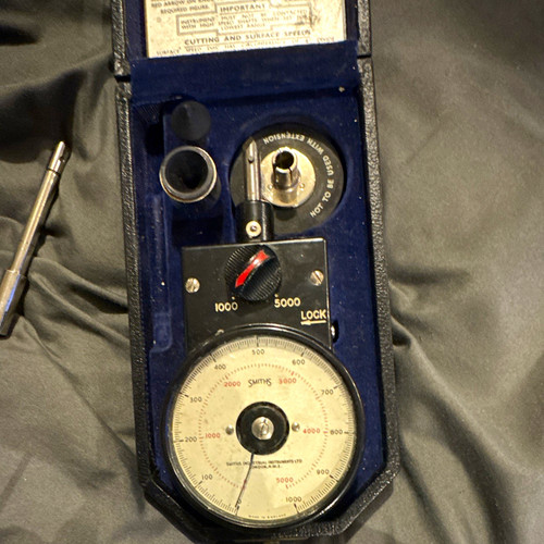 Smiths analogue gauge - analogue,