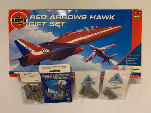 Airfix red arrows hawk - airfix,
