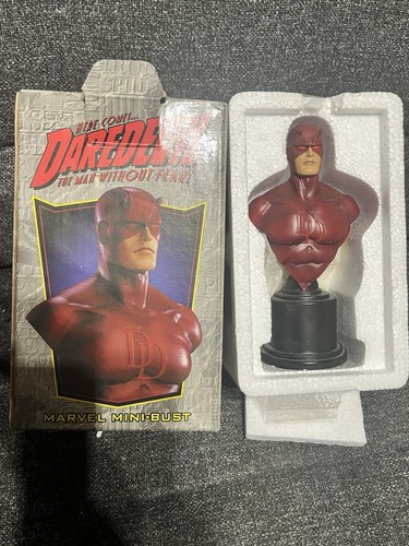 Bowen designs daredevil - le,