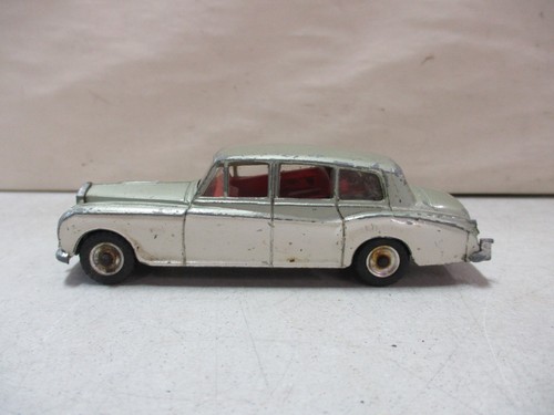 Dinky toys rolls royce - toys, phantom