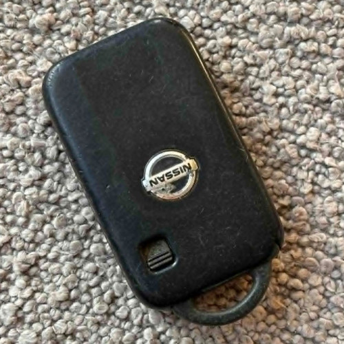 Genuine nissan button - genuine,