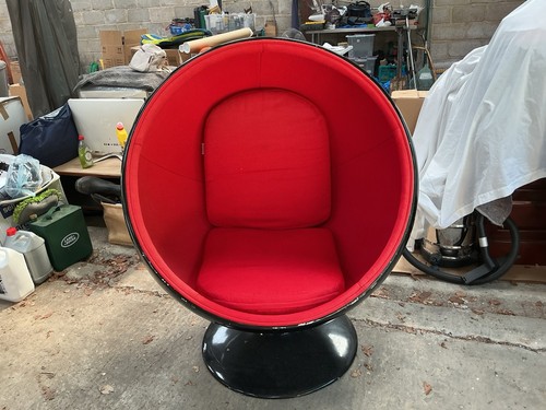 Black red ball - black/, egg