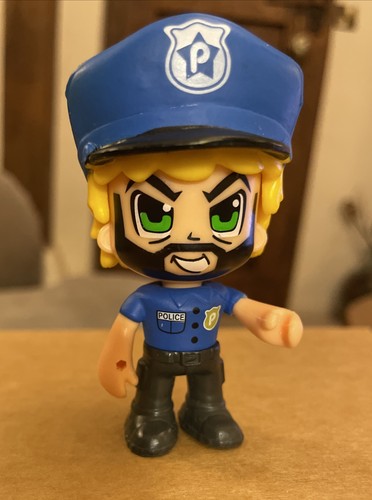 Pinypon policeman moveable - policeman,