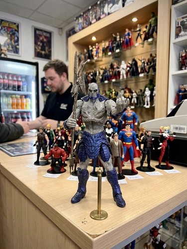 Mcfarlane toys multiverse - mcfarlane, dc