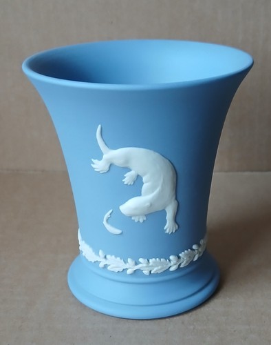 Wedgwood blue jasper otter - blue,