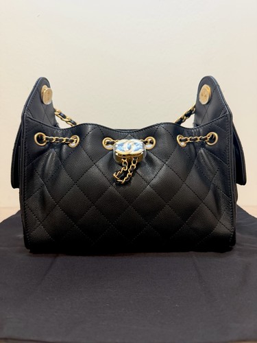Chanel black quilted - chanel,
