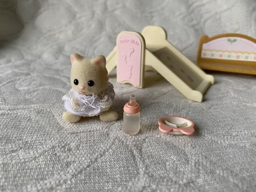 Sylvanian vintage nursery baby - vintage,