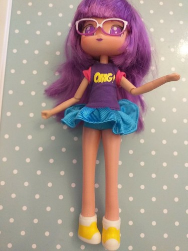 Famosa piny doll - lilith, omg