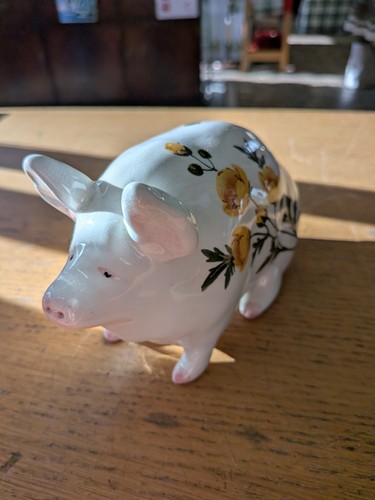 Rare wemyss ware - pig, yellow