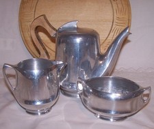 Vintage Picquot Ware Teapot