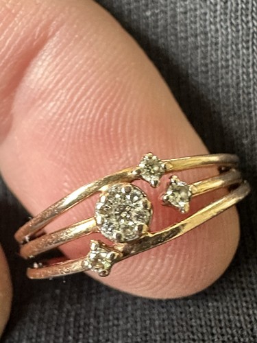 Multi band diamond - ring, in