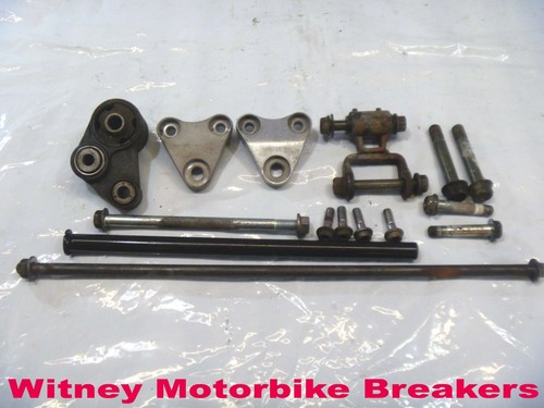 Yamaha xjr1300 engine mount - yamaha,