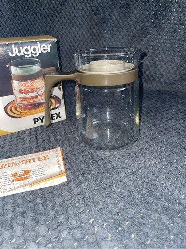 Vintage pyrex juggler - juggler, 0.7