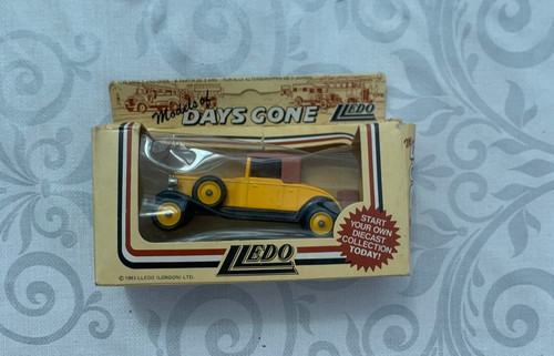 Lledo days gone 1932 rolls - lledo,