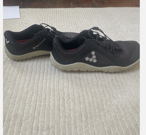 Black all weather - all, vivobarefoot