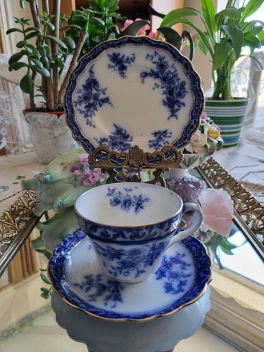 Antique flow blue - blue, semi