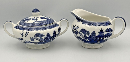Johnson bros blue willow - johnson,