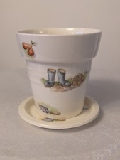 Aynsley: Edwardian Kitchen Garden - Flower Pot and Saucer - EXCELLENT CONDITION