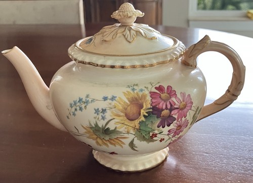 Antique royal worcester teapot - royal,