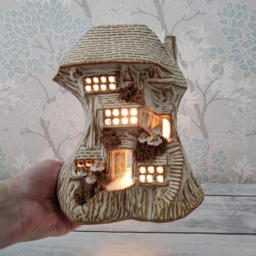 Vtg mushroom pottery - mushroom, treehouse