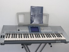 Yamaha PSR 1500 - Workstation Keyboard + Carrying Case + 1 Year Warranty