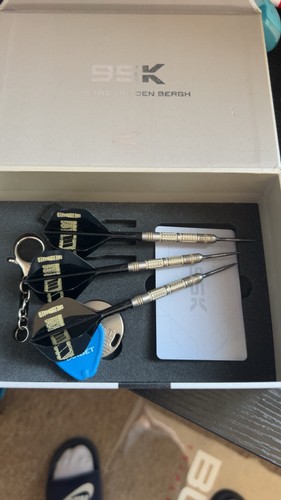Target 95k darts - target, (24g)