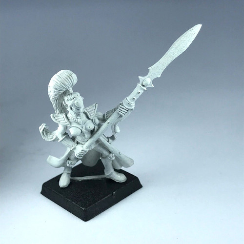 Maiden guard elf high - maiden,