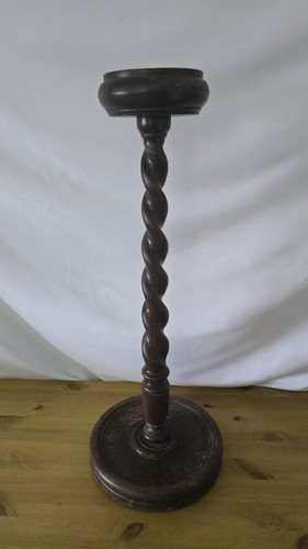 Antique style barley - style, twist