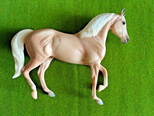 Breyer palomino morgan classic - breyer,