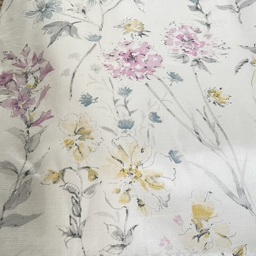 Laura ashley wild meadow - laura,