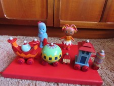 IN THE NIGHT GARDEN SMALL TOY FIGURES NINKY NONK TRAIN IGGLE PIGGLE UPSY DAISY