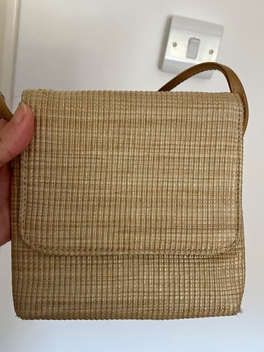 Small crossbody beige bag - small,