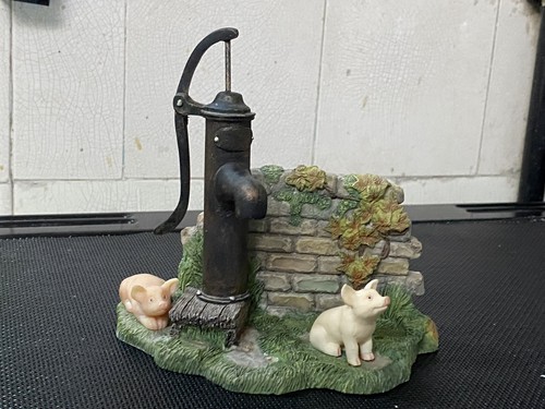 Farmyard friends pigs - farmyard,