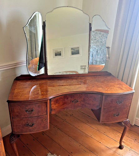 1930s burr walnut - walnut, queen
