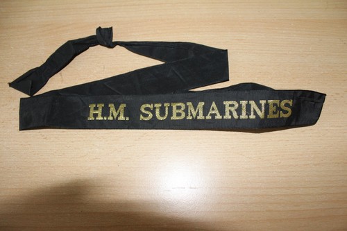 Submarines royal navy - -,