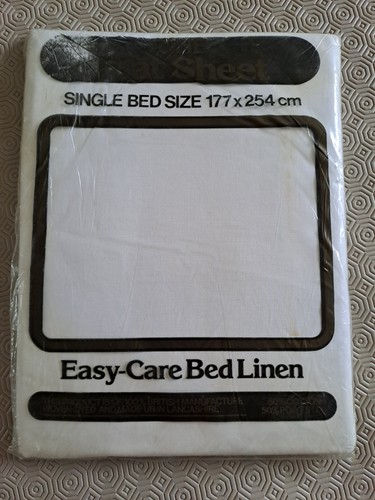 1970s single bed - bed, sheet