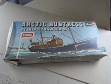 Revell Arctic huntress Findus fishing boat un-opened bag vintage model kit