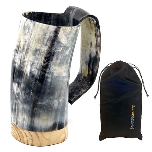 Horn beer tankard soldiers - horn,