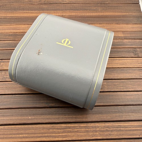 Baume mercier grey box case - et,