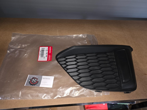 Genuine honda jazz - front, left