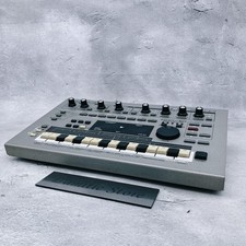 Roland MC-303 Groovebox Drum