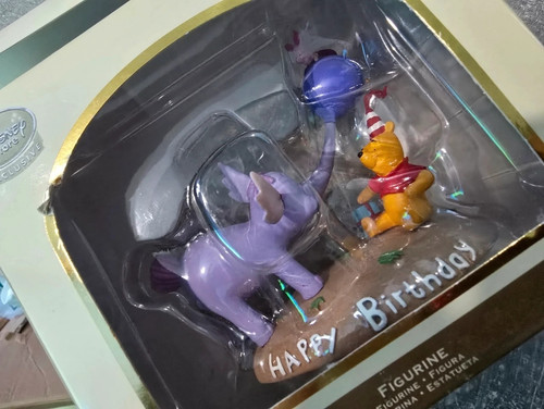 Disney store exclusive winnie - store,