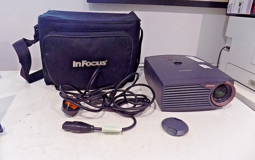 Focus lp400 projector 345 - focus,