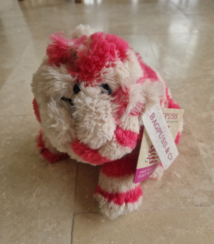 Bagpuss cat - &, co
