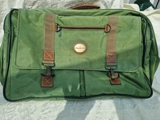  VINTAGE PIERRE CARDIN RACING GREEN SOFT SUITCASE BAG WITH MULTIPLE COMPARTMENTS