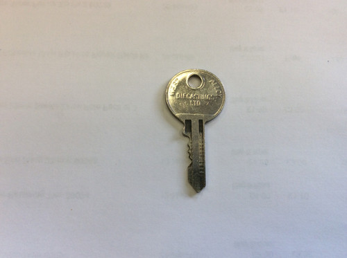 Caravan door key 80 - caravan, 1