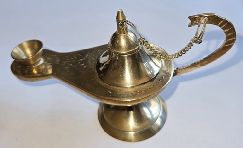 Vintage brass genie lamp - brass,