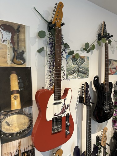 Futurama telecaster 1980 red - futurama,