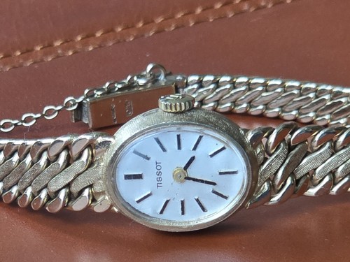 Vintage tissot 9ct - , gold