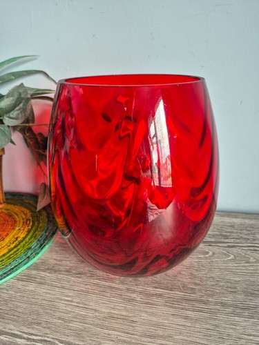 Partylite red art glass - art,